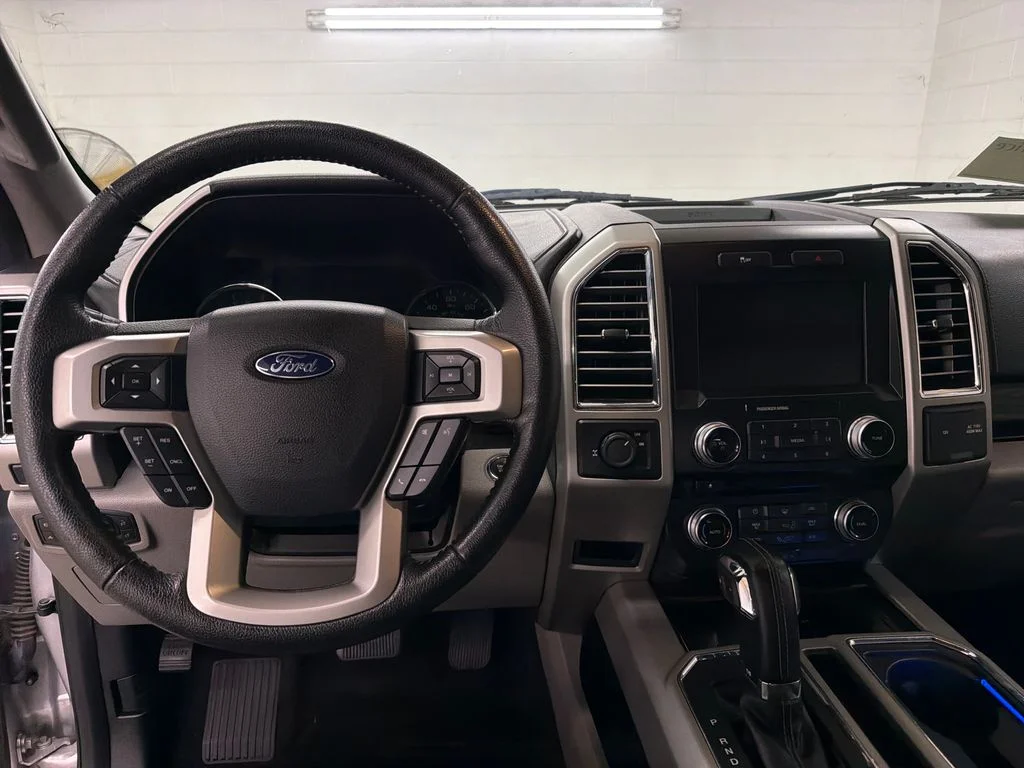 Used 2015 Silver Ford Lariat image 7