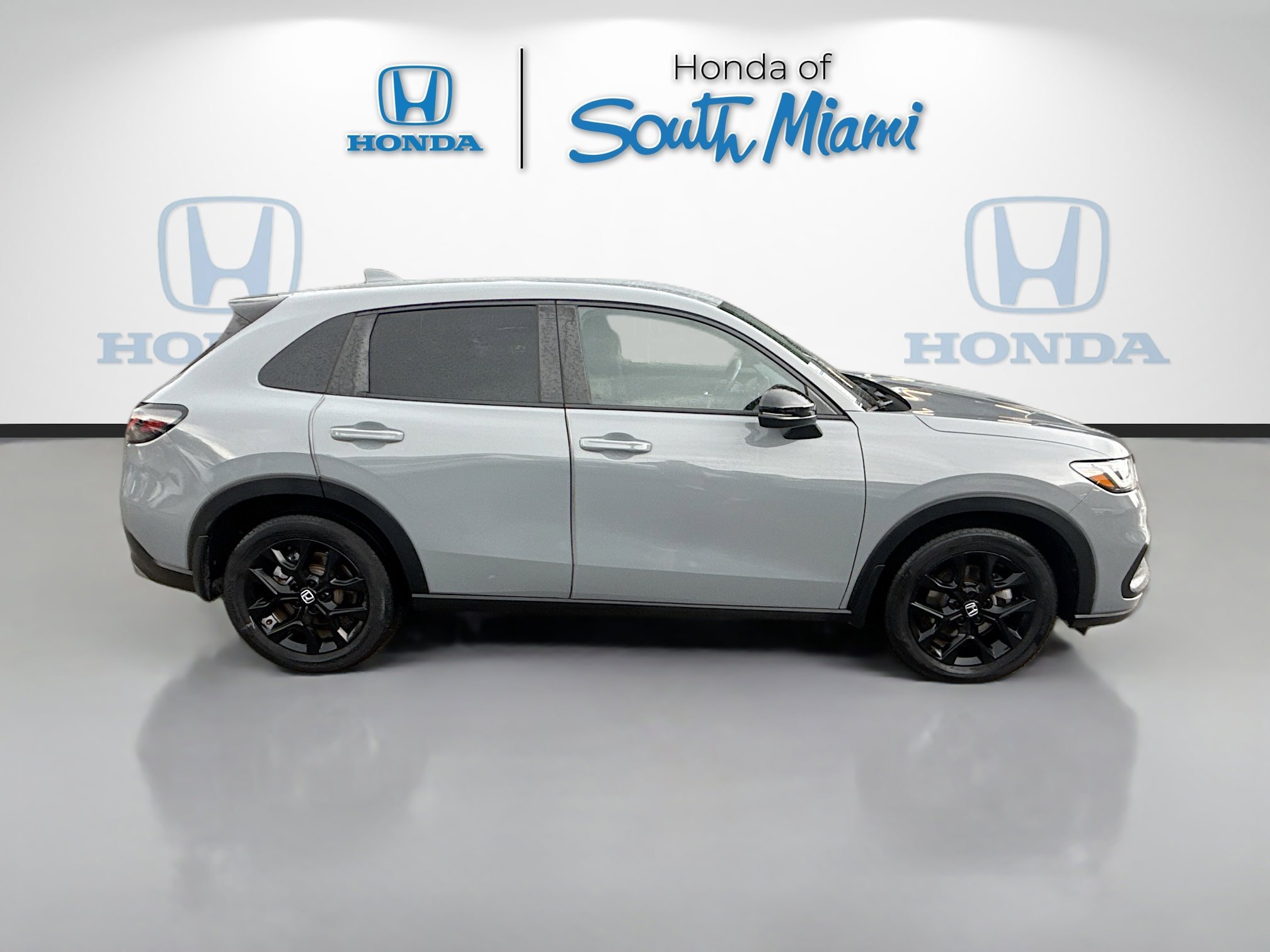 Used 2024 Urban Gray Pearl Honda 5DR 2WD SPORT BD image 8