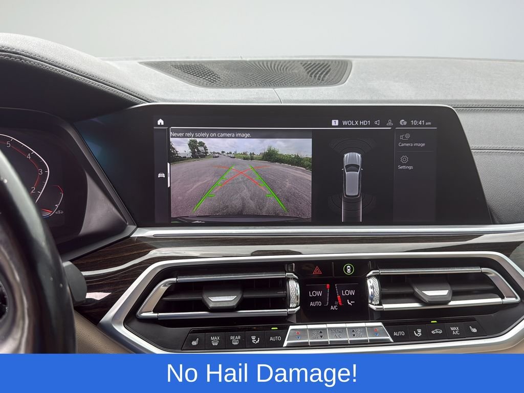 Used 2019 Black BMW xDrive40i image 13