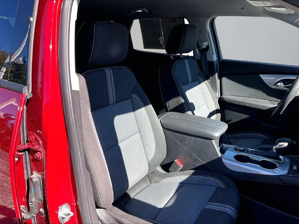 Used 2023 Red Chevrolet LT image 8