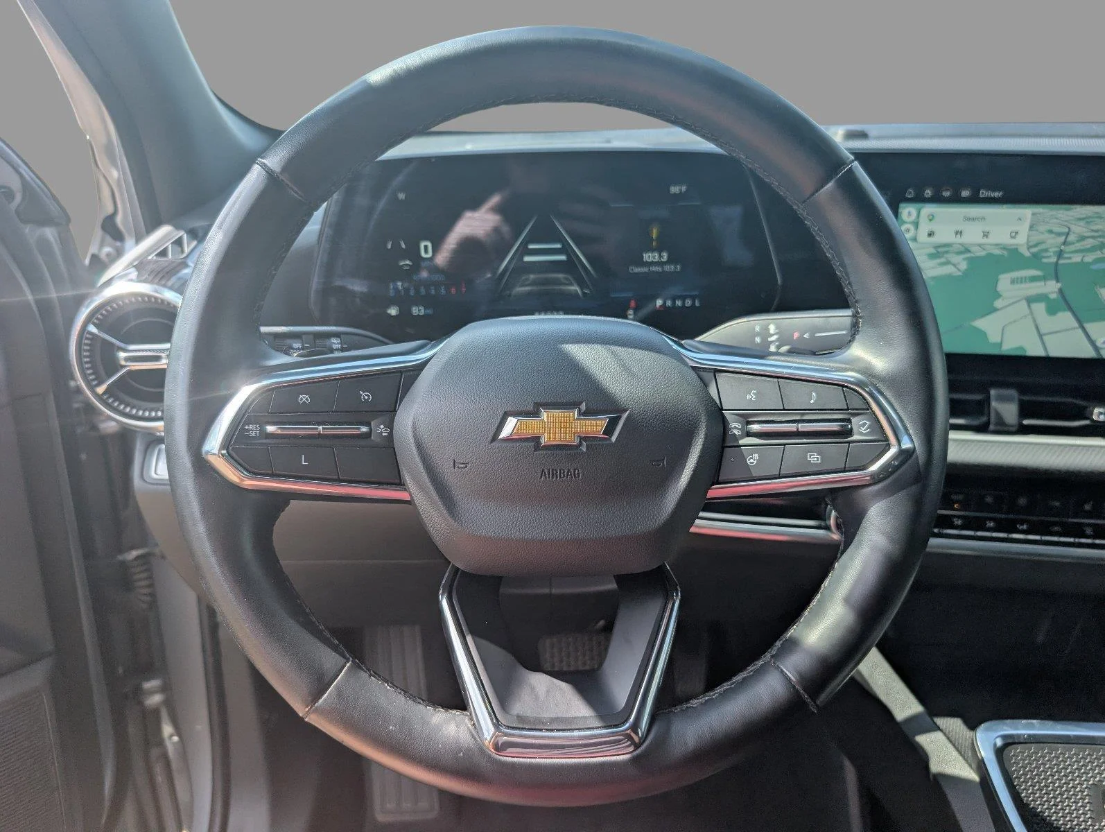 Used 2025 Sterling Gray Metallic Chevrolet LT image 22