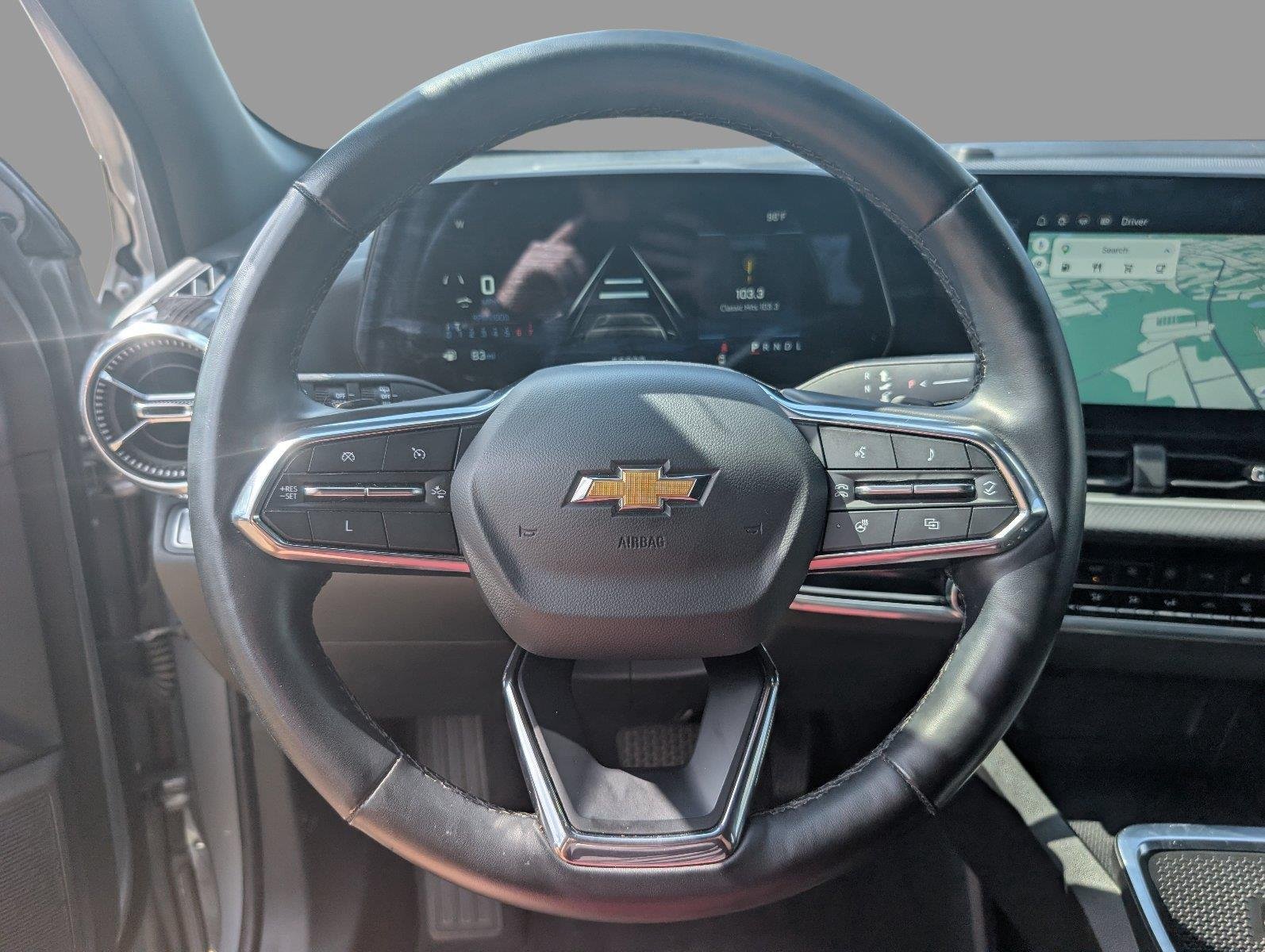 Used 2025 Sterling Gray Metallic Chevrolet LT image 22