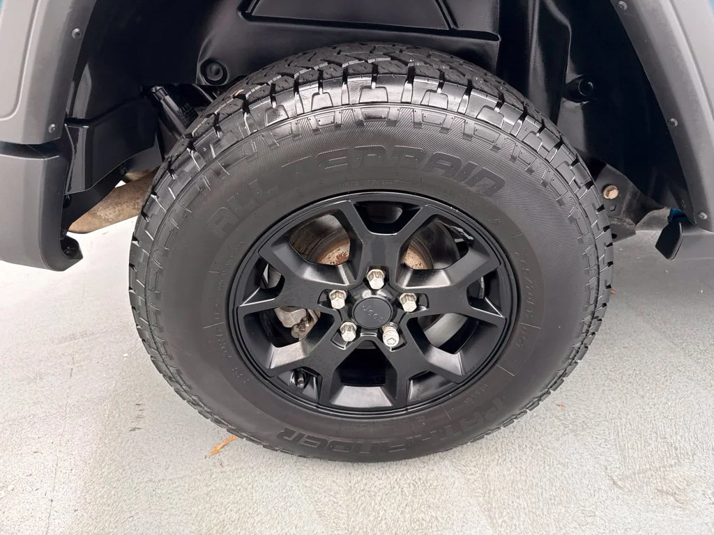 2020 Jeep Wrangler UNLIMITED SPORT Convertible Slide 10