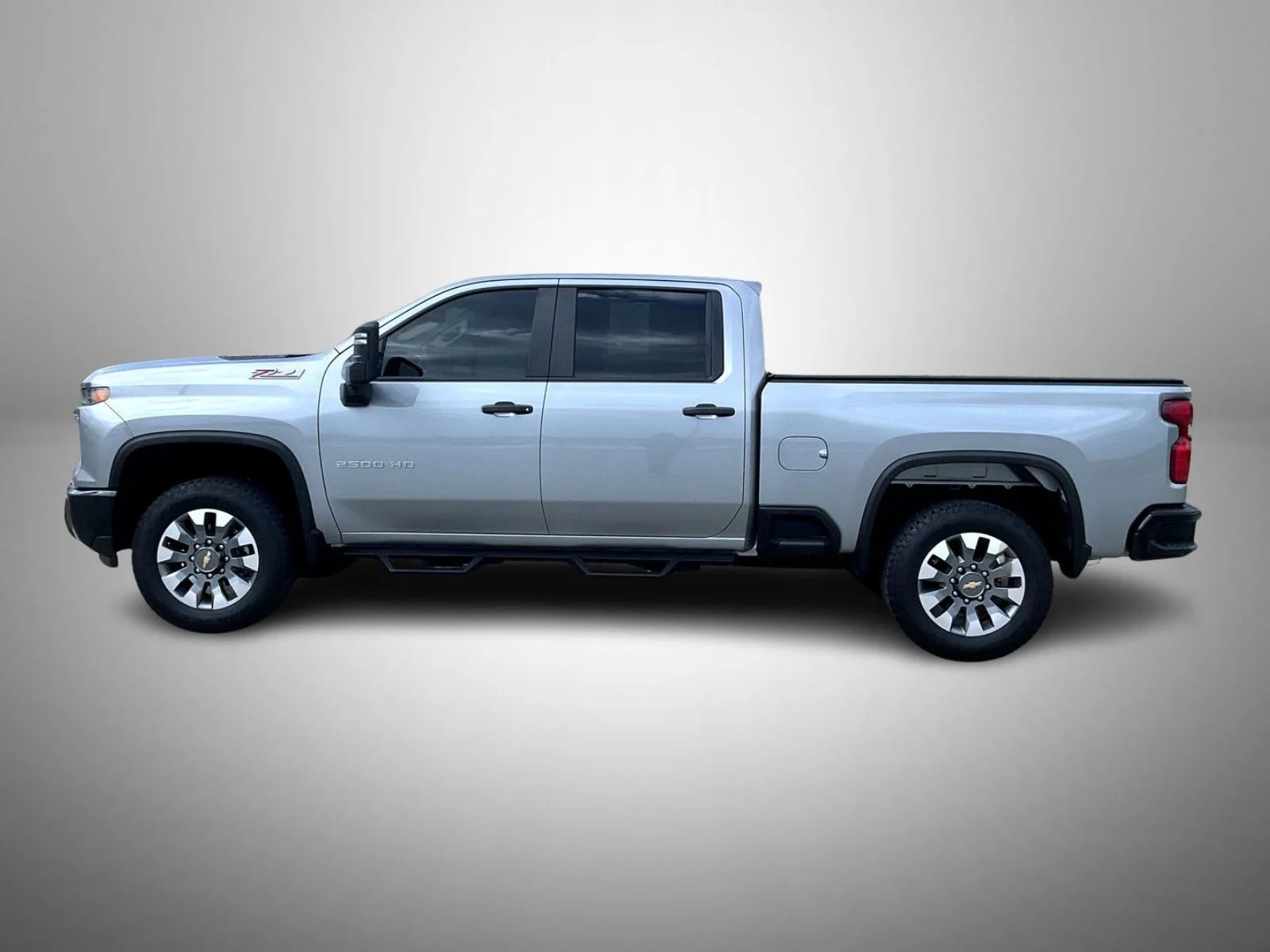 Used 2024 Gray Chevrolet Custom image 8