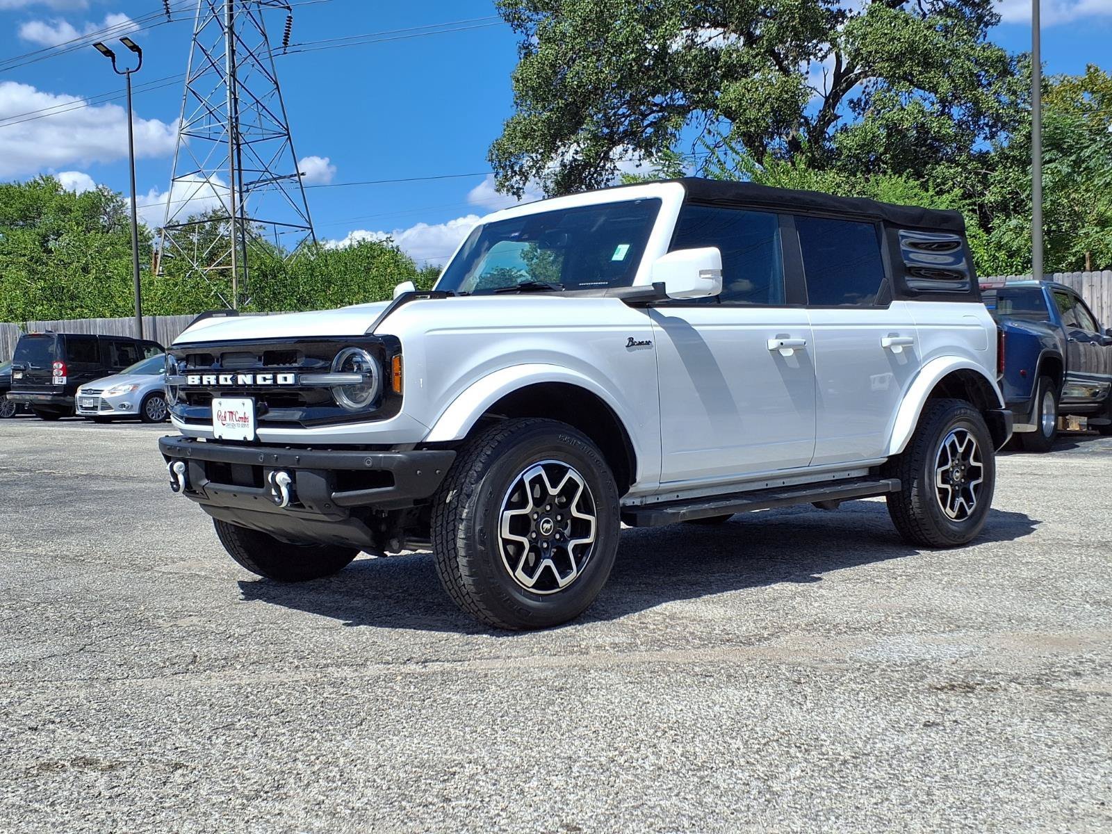 Used 2022 White Ford  image 1