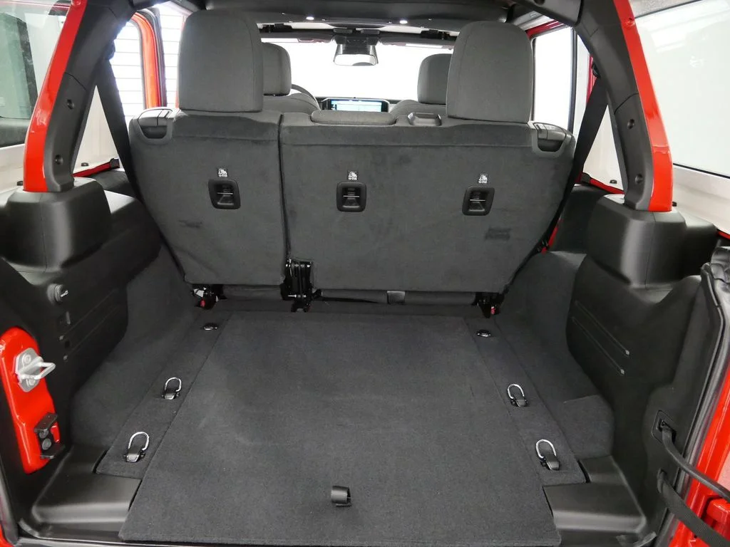2026 Jeep Wrangler 4-Door Willys - Photo 10