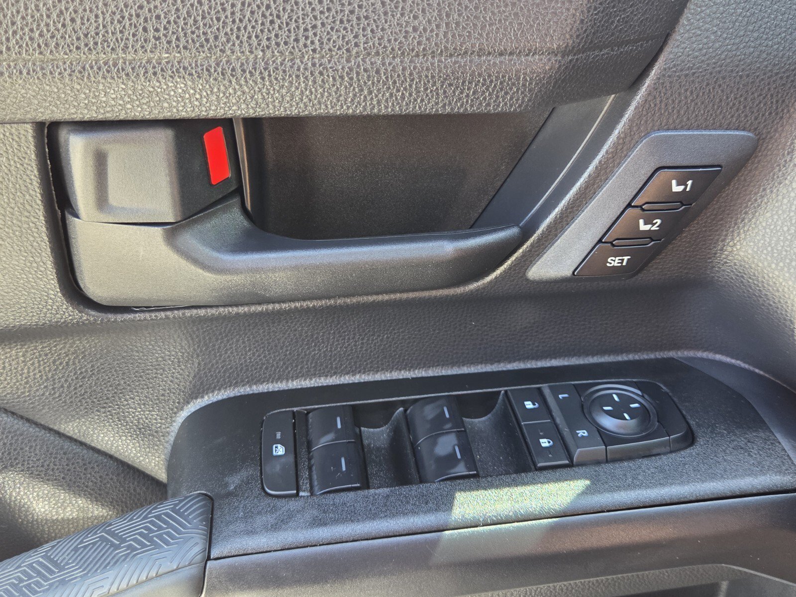 Used 2025 Wind Chill Pearl Toyota TRD Sport Premium image 12