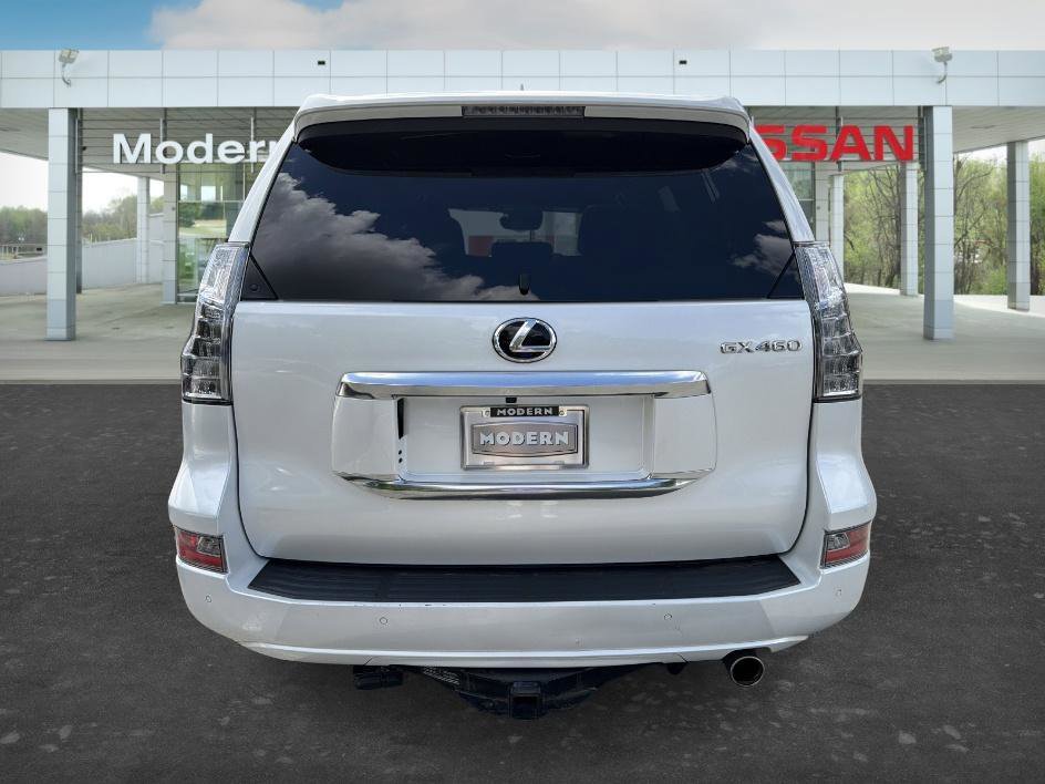 Used 2023 Eminent White Pearl Lexus GX 460 Premium image 4