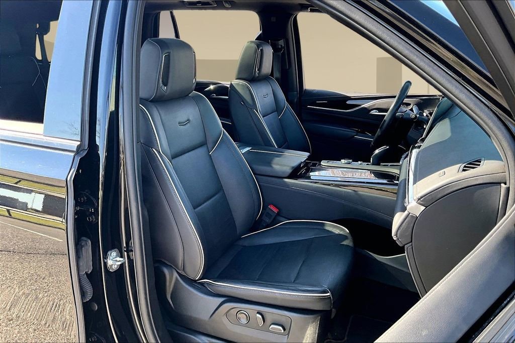 2024 Cadillac Escalade Sport - Photo 7