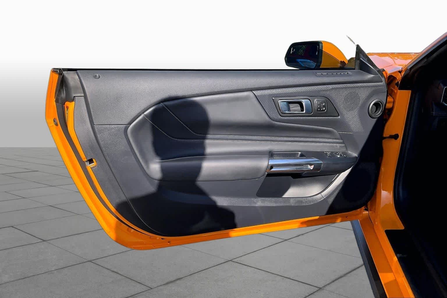 Used 2026 Orange Fury Metallic Tri-Coat Ford GT Premium image 18
