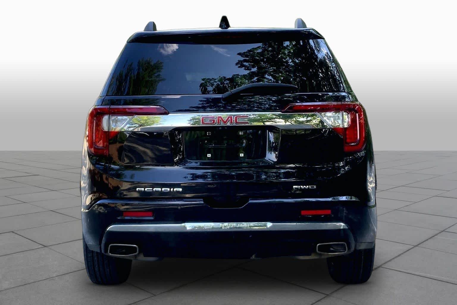 Used 2023 Ebony Twilight Metallic GMC Denali image 4
