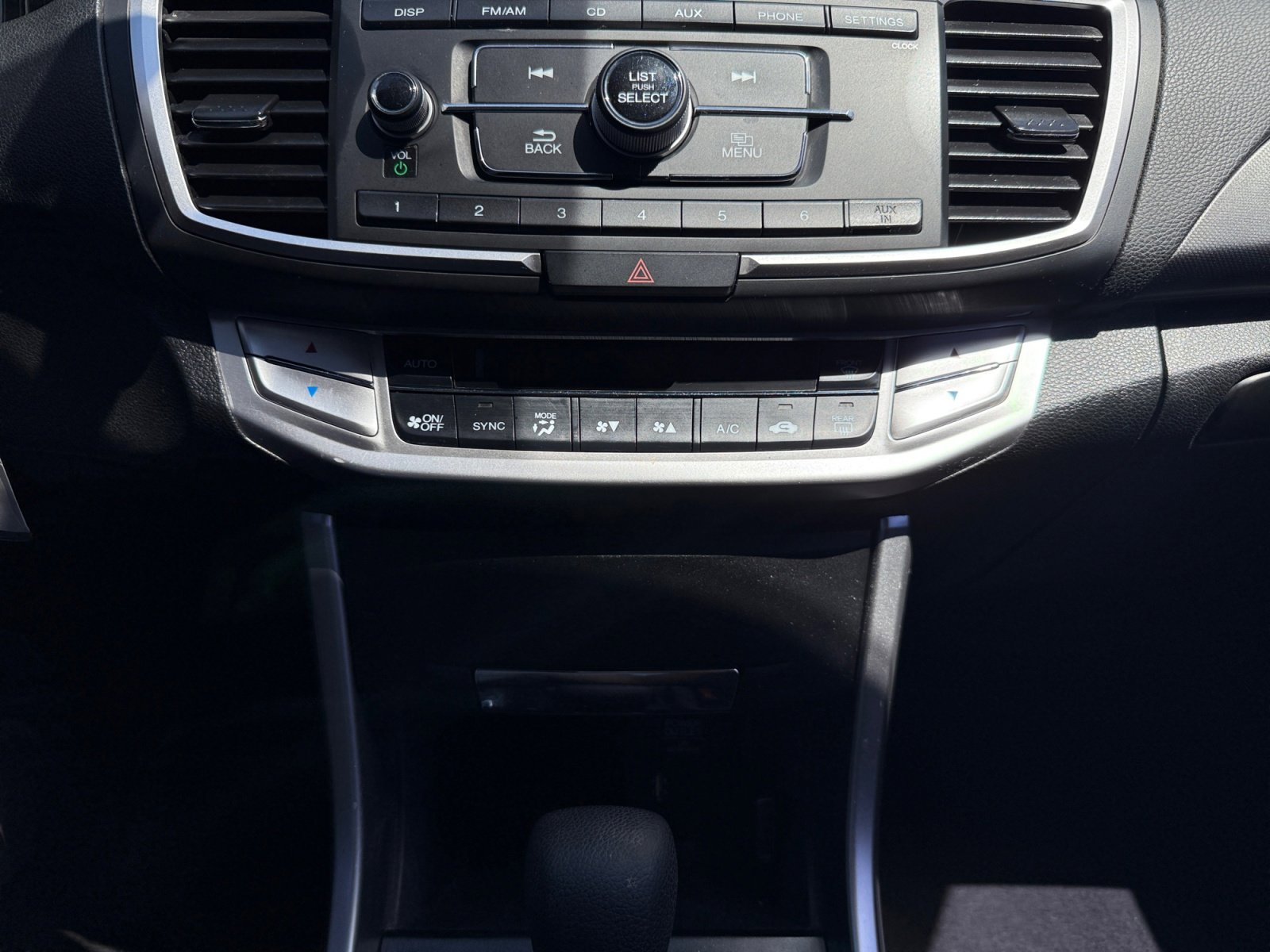 Used 2013 Gray Honda LX image 13