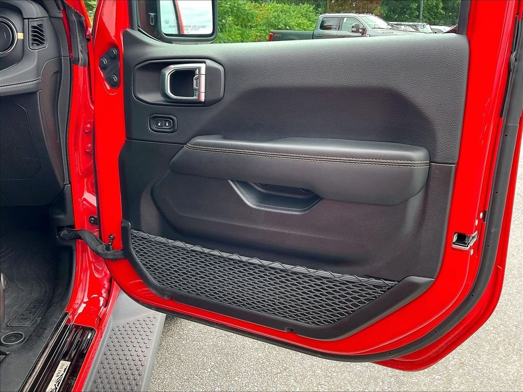 Used 2025 Firecracker Red Clearcoat Jeep Sahara image 11