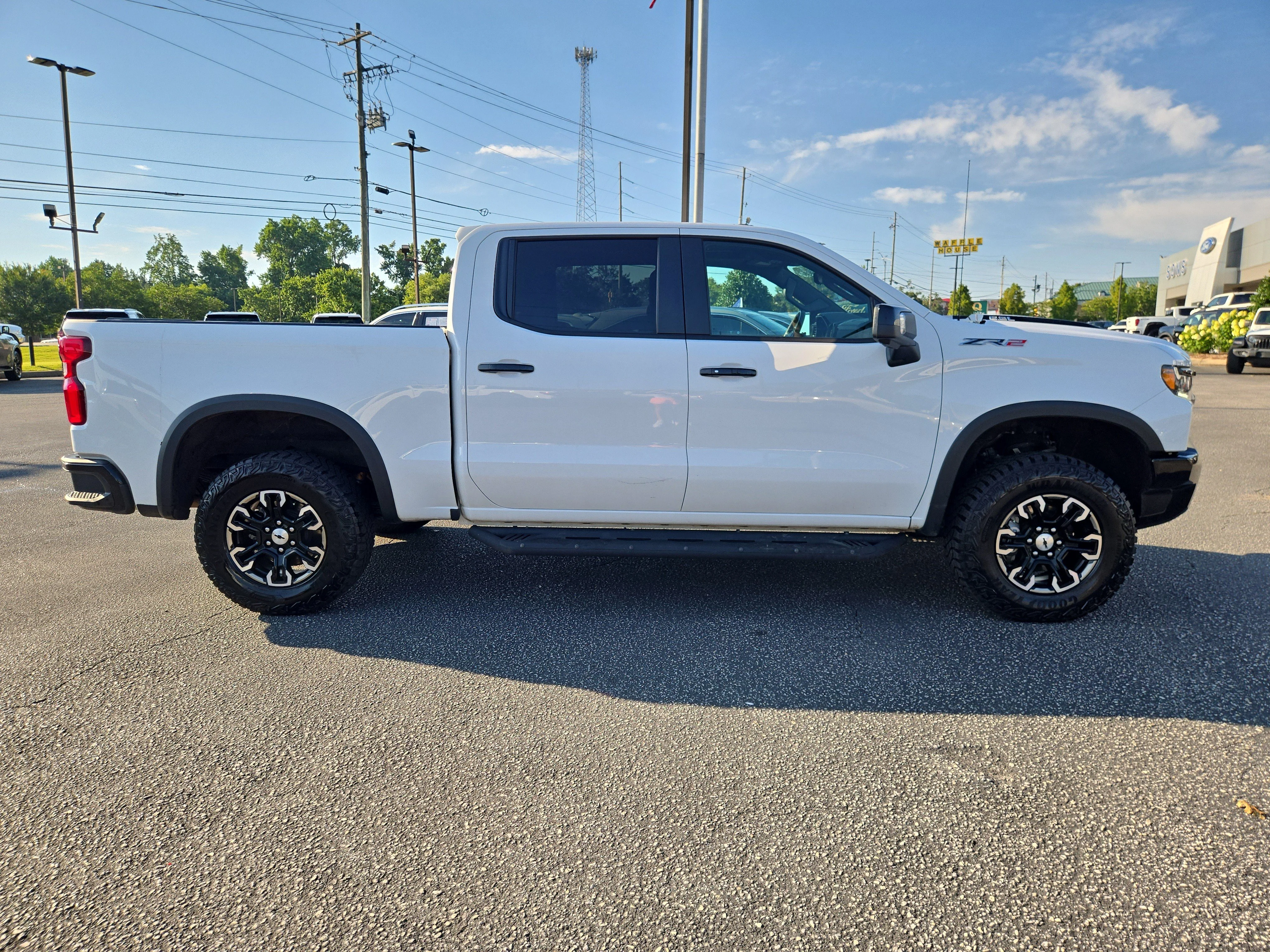 Used 2024 Summit White Chevrolet ZR2 image 5