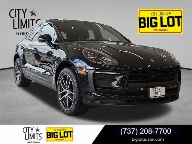 2025 Porsche Macan T