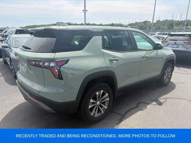 Used 2025 Green Chevrolet LT image 2
