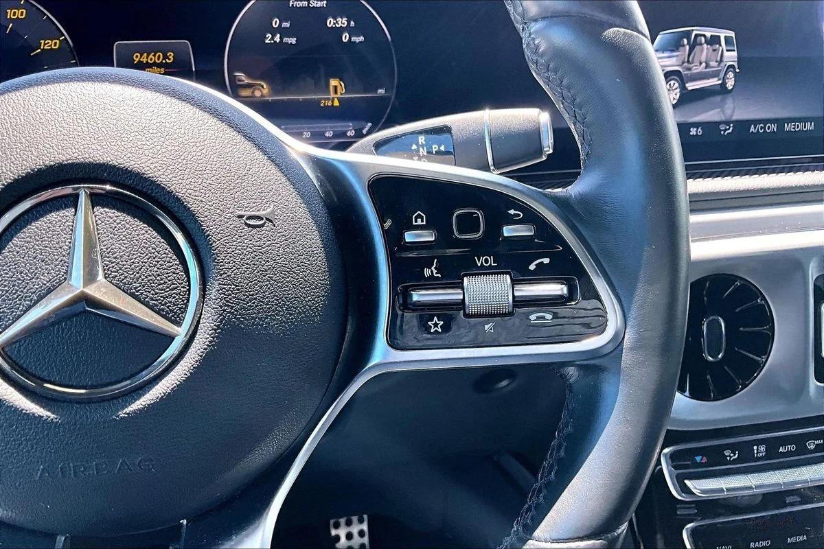 Used 2021  Mercedes-Benz SUV image 12