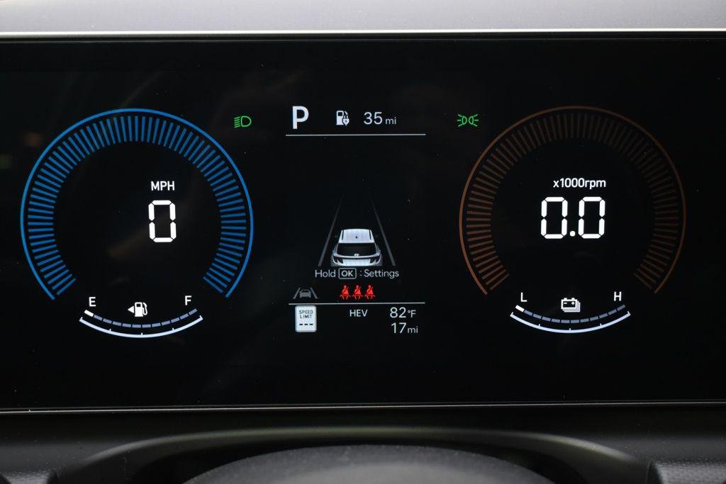 New 2026 White Pearl Hyundai SEL image 25