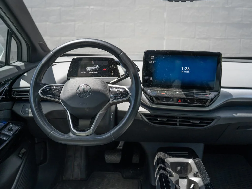 Used 2022 White Volkswagen Pro S image 22