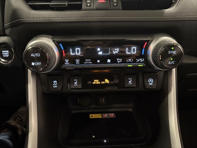 Certified Used 2024 MAGNETIC GRAY MET. Toyota  image 18