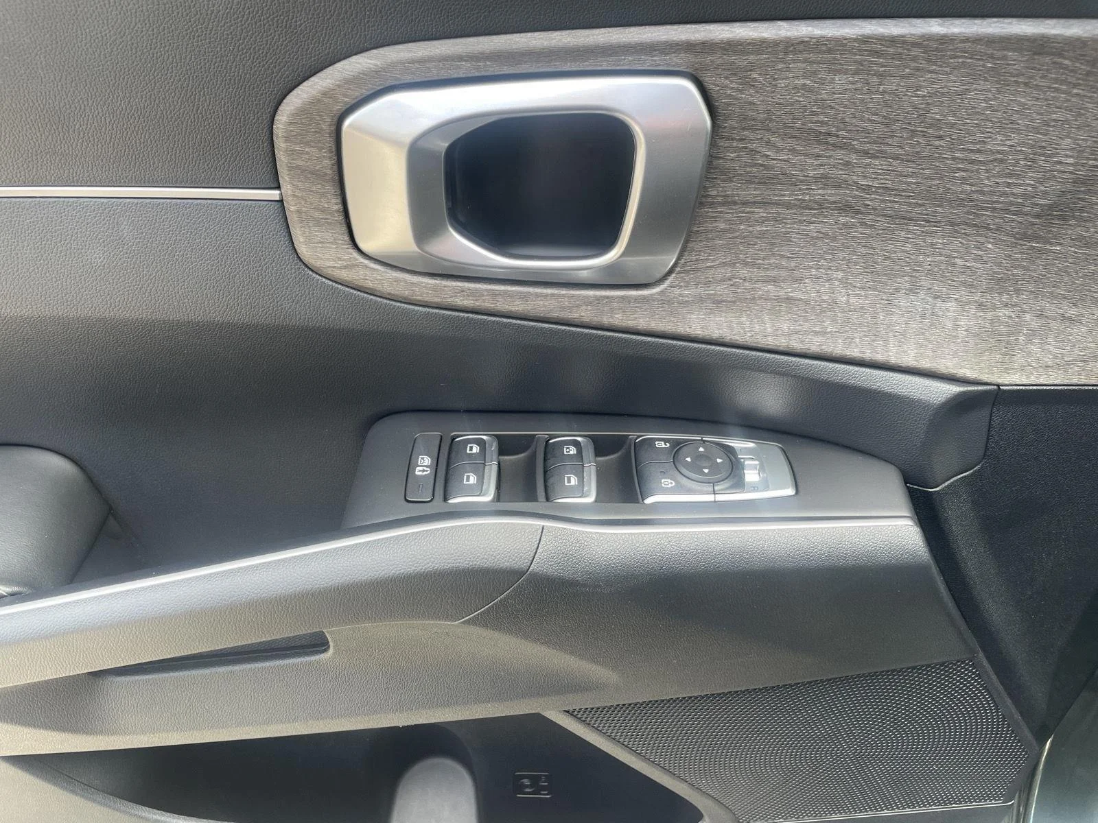 Used 2021 Aruba Green Kia EX image 14