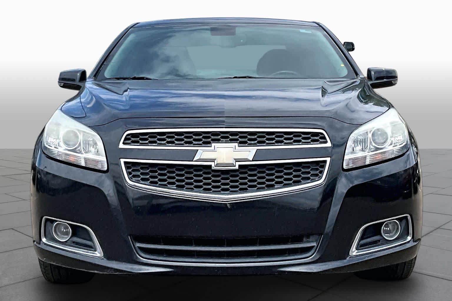 Used 2013 Black Granite Metallic Chevrolet LT image 3
