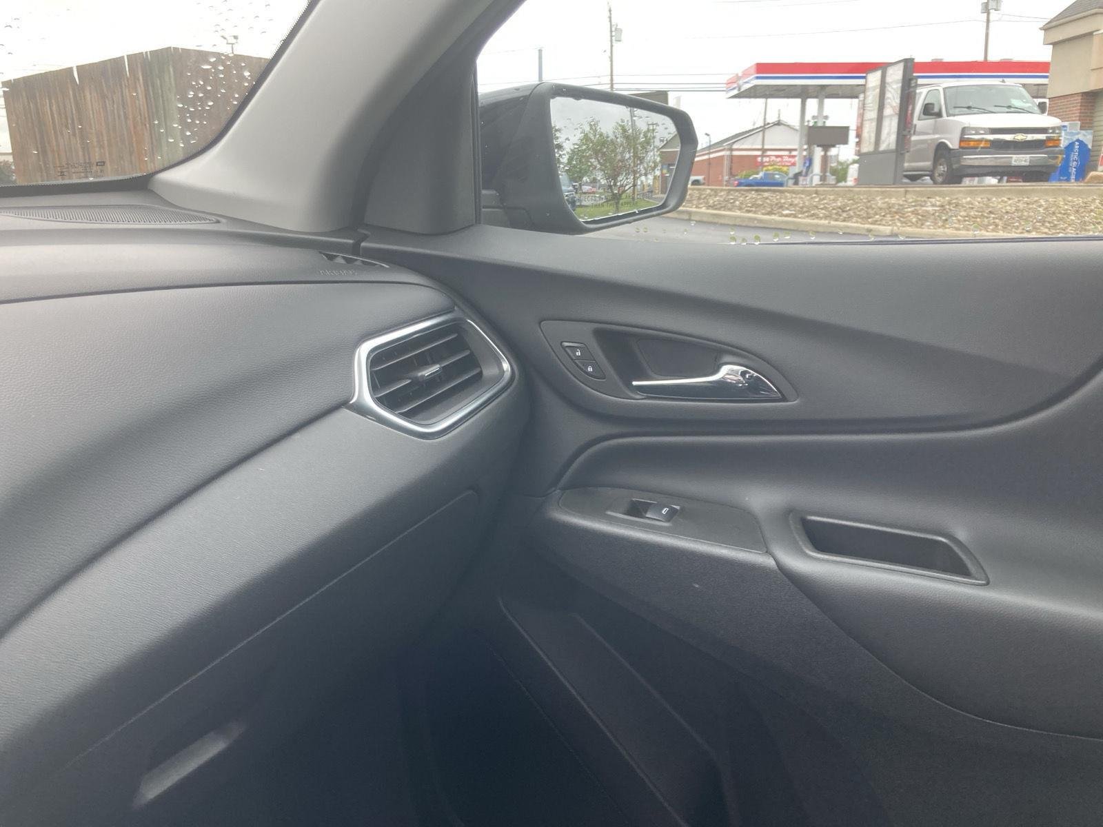Used 2024 Mosaic Black Metallic Chevrolet LT image 25