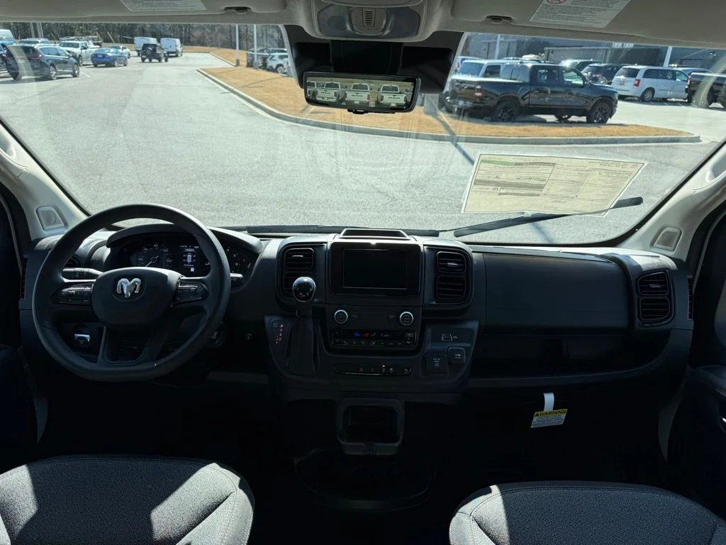 New 2025 Bright White Clear-Coat Exterior Paint RAM Low Roof image 12