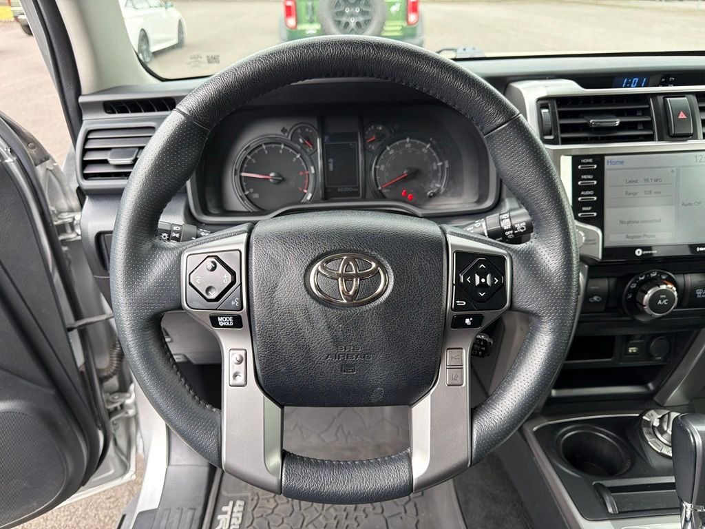 Used 2022 Classic Silver Metallic Toyota SR5 Premium image 20