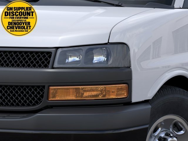 2025 Chevrolet Express Passenger LS - Photo 10