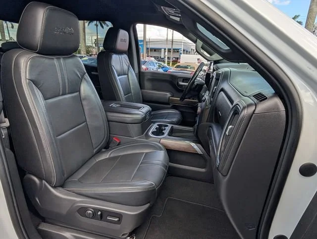 2021 Chevrolet Silverado 1500 High Country - Photo 14