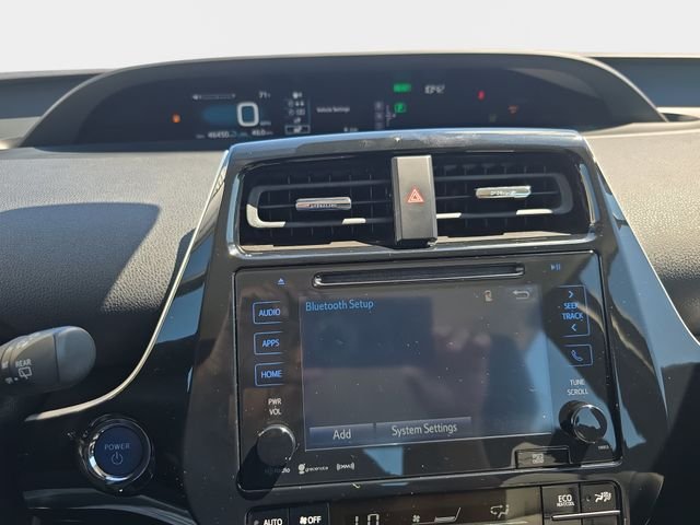 Used 2016 White Toyota Three Touring image 22