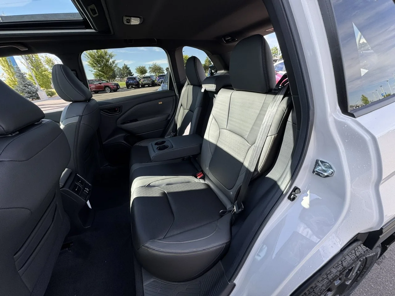 New 2026 Crystal White Pearl Subaru Wilderness image 36