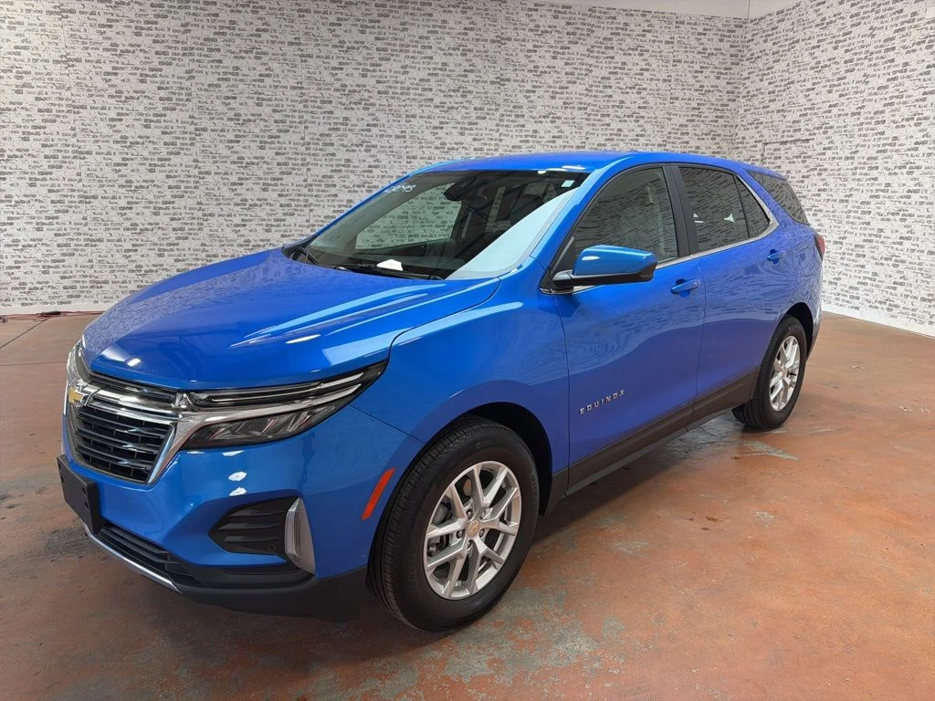 Used 2024 Blue Chevrolet LT image 3