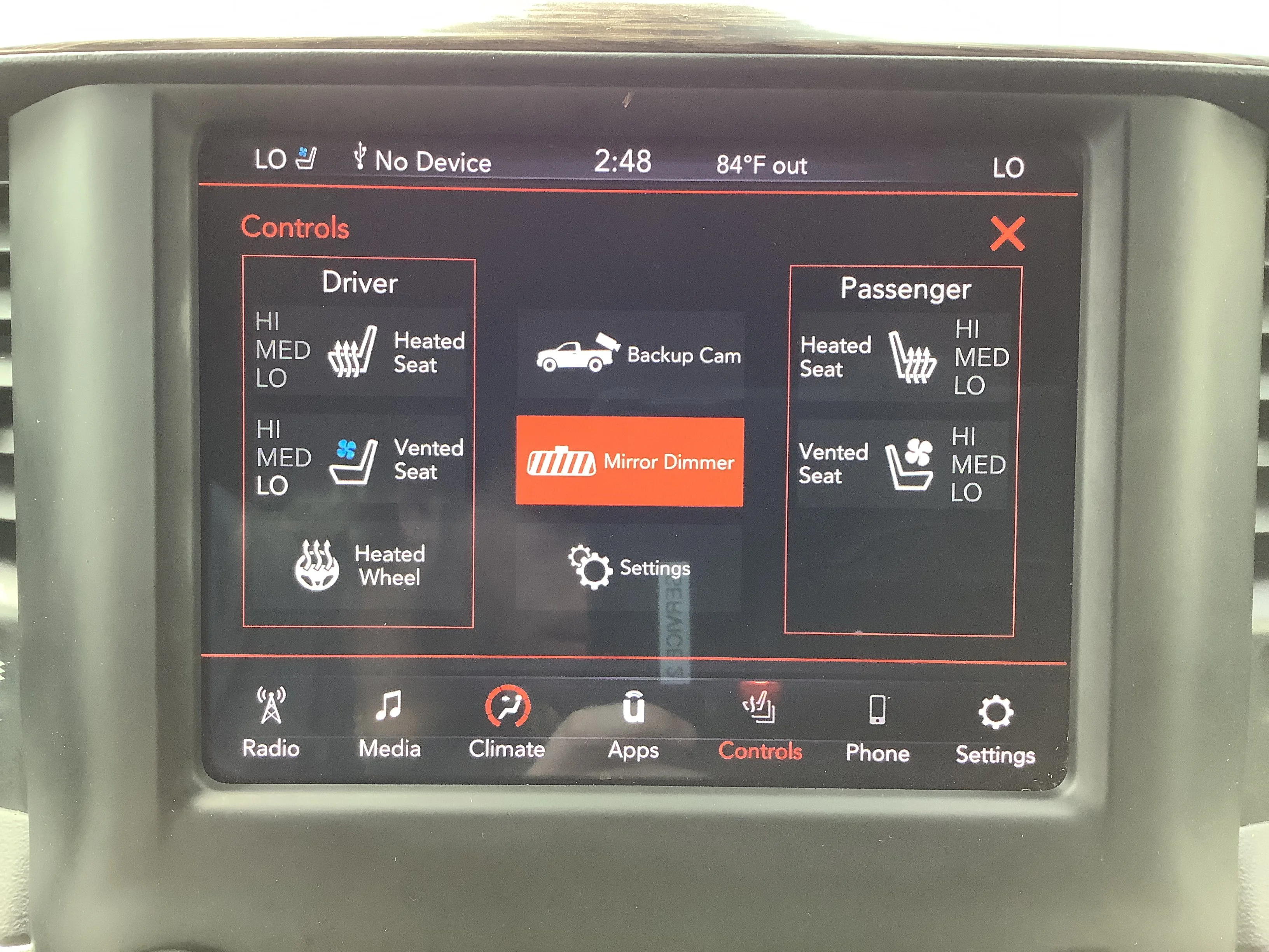 Used 2020 Black Ram Laramie image 19