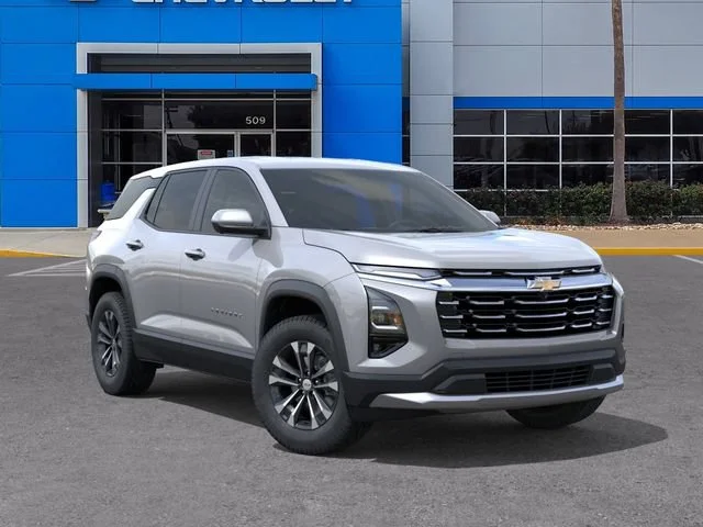 2027 Chevrolet Equinox LT - Photo 7