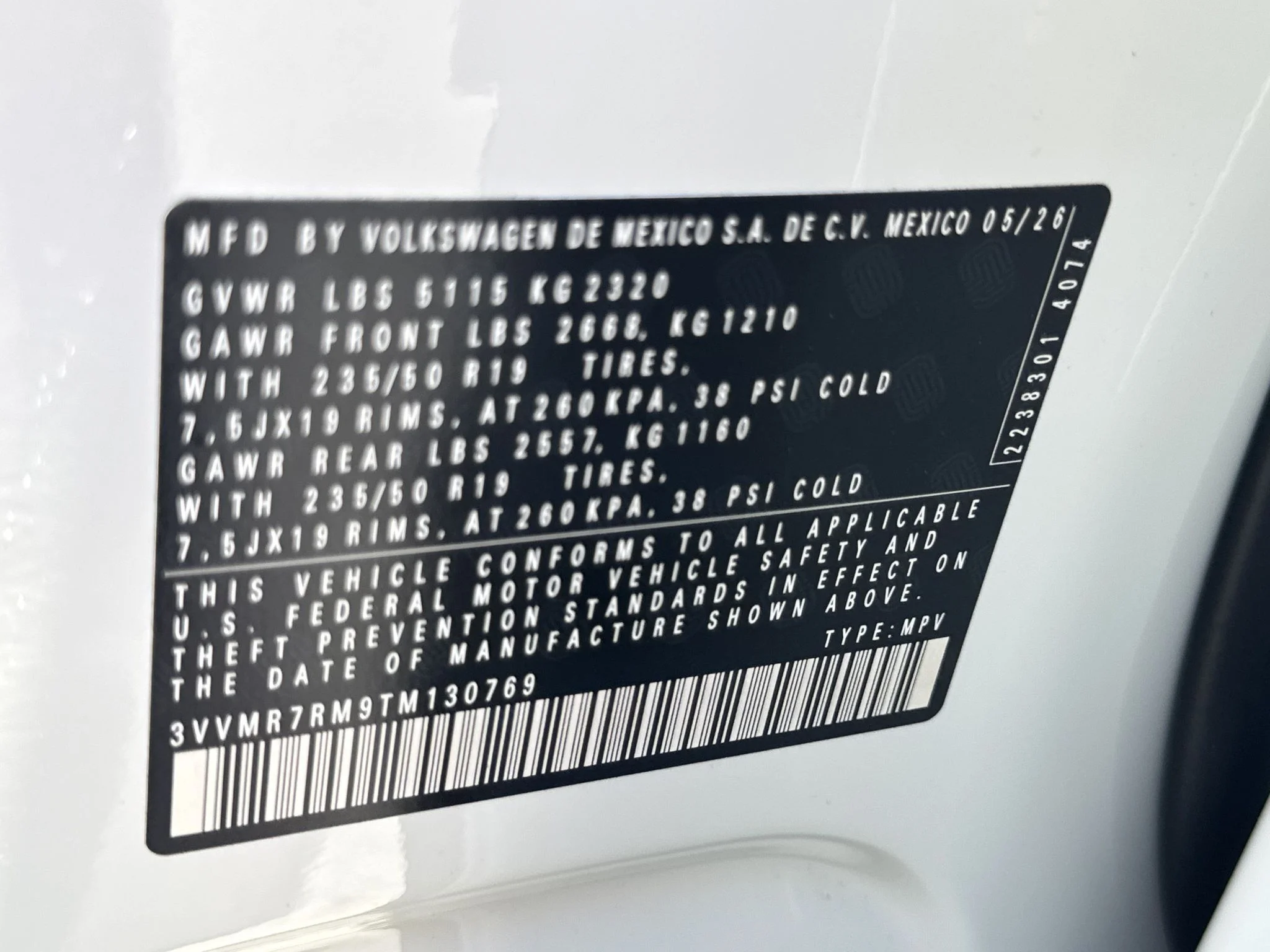 New 2026 Pure White Volkswagen SE image 34