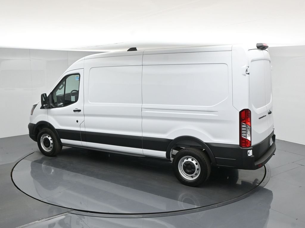 New 2026 Oxford White Ford Base image 39