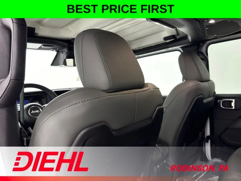 New 2026 Bright White Clear-Coat Exterior Paint Jeep Mojave image 19