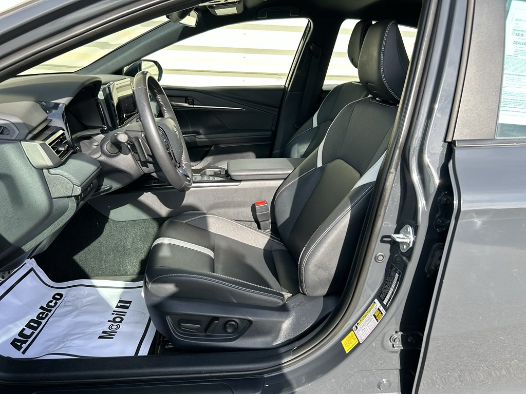 Used 2025 Underground Toyota SE image 11