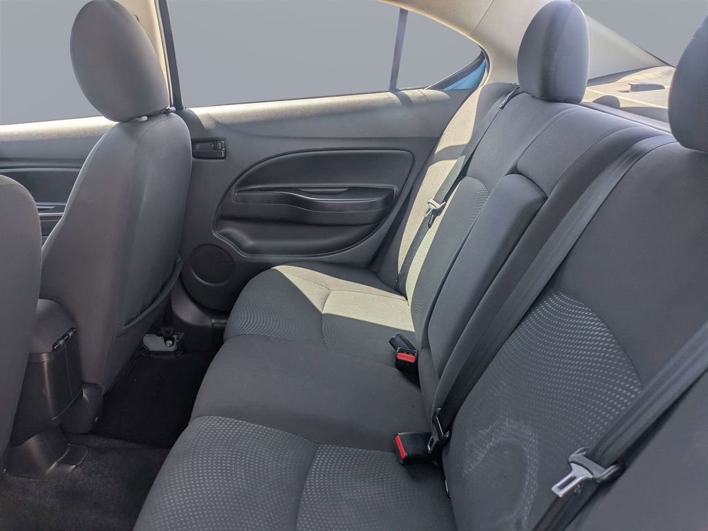 Used 2020 Black Mitsubishi ES image 12