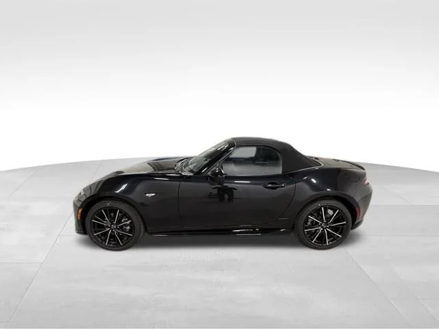 2026 Mazda MX-5 Miata Grand Touring - Photo 2