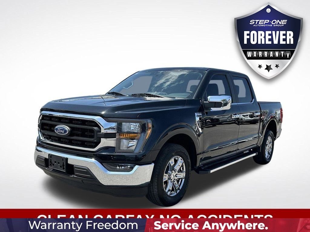 Used 2023 Black Ford XLT image 2