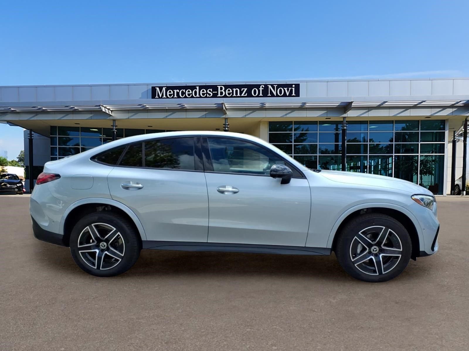 Certified Used 2025  Mercedes-Benz GLC 300 Coupe image 6