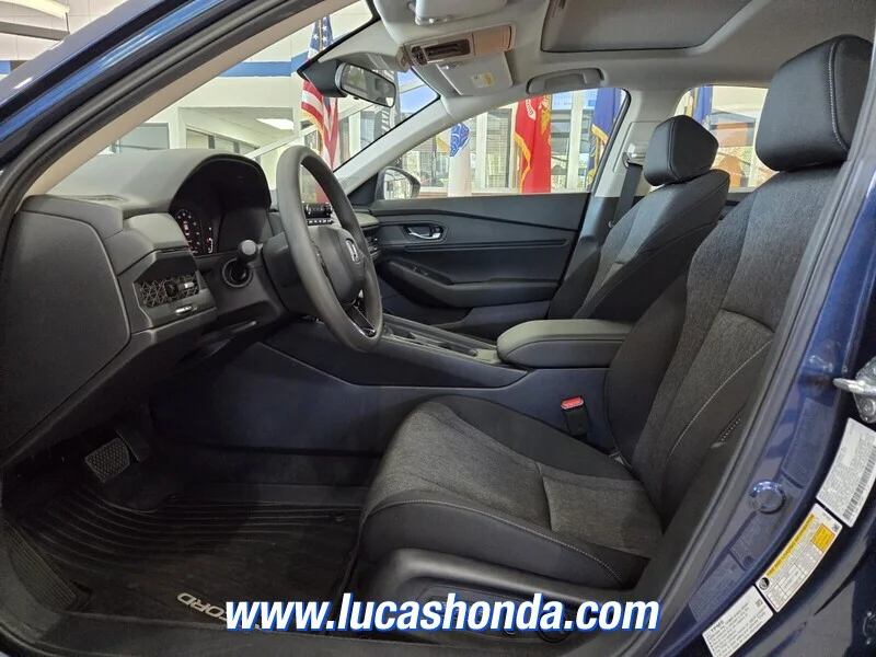Used 2024 Blue Honda EX CVT image 7