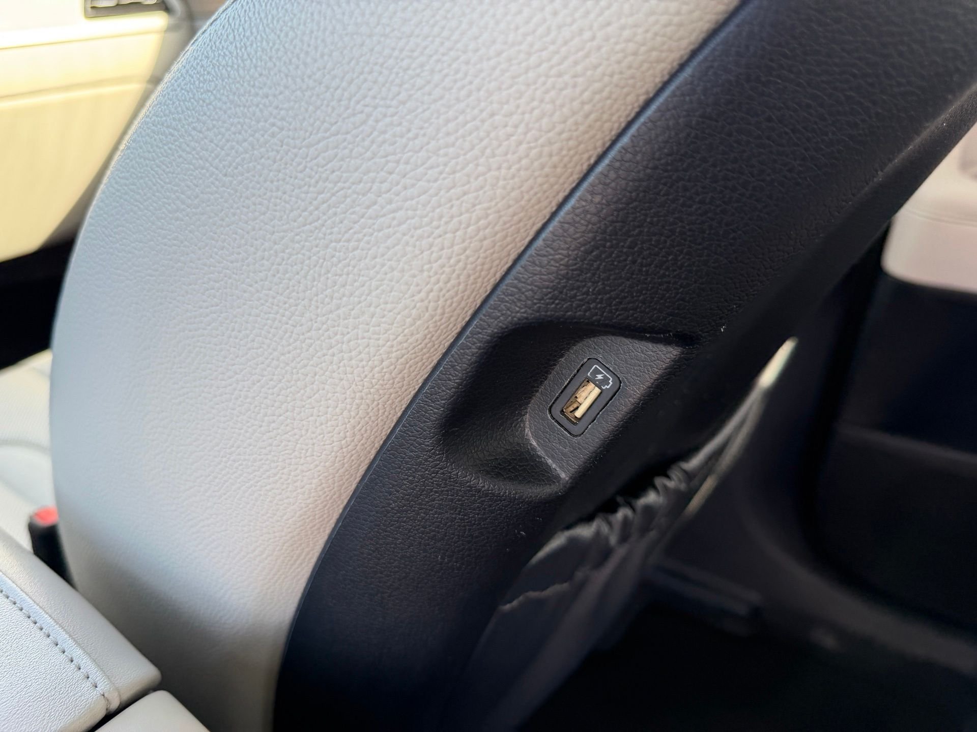 Used 2021 White Hyundai SEL image 38