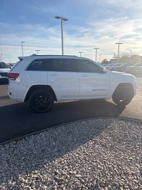 Used 2015 Jeep Grand Cherokee Altitude with VIN 1C4RJFAG4FC171358 for sale in Billings, MT