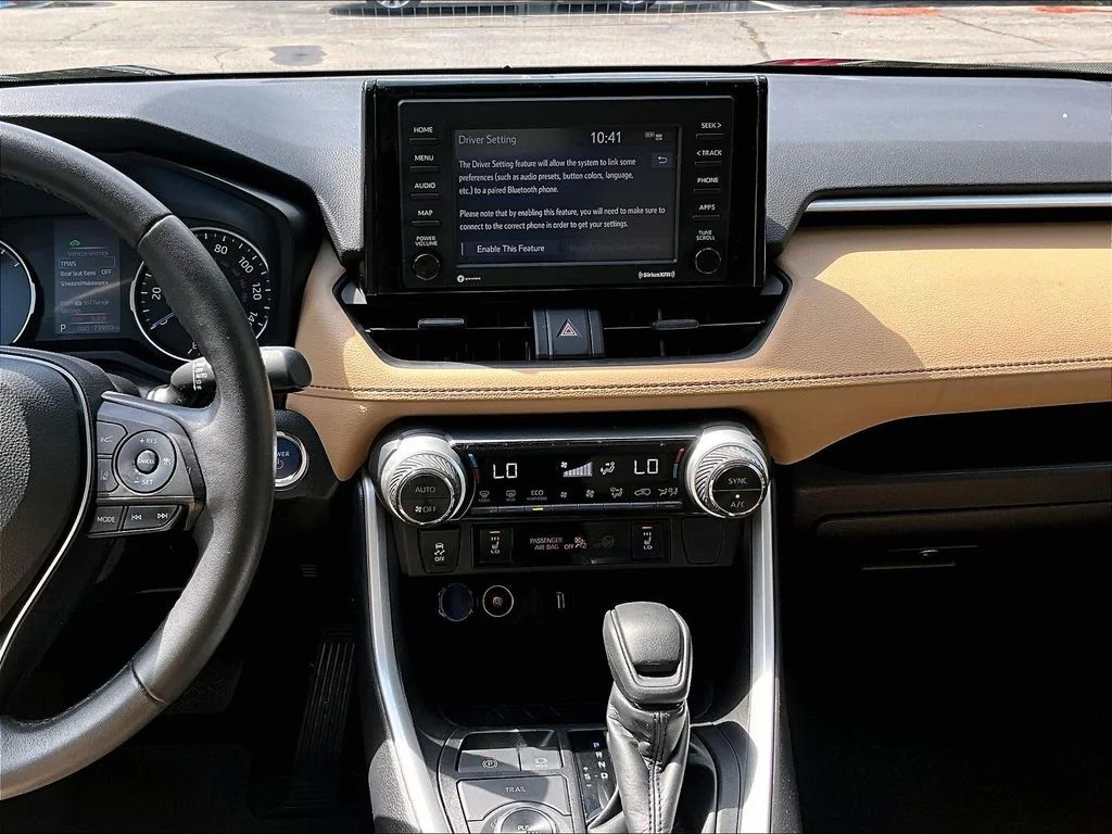 Used 2022 Black Toyota XLE image 18