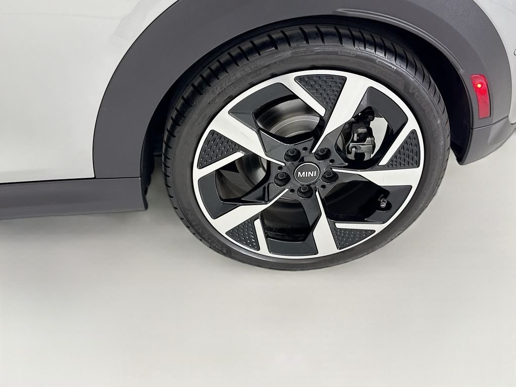 2025 MINI Hardtop 2 Door S - Photo 30