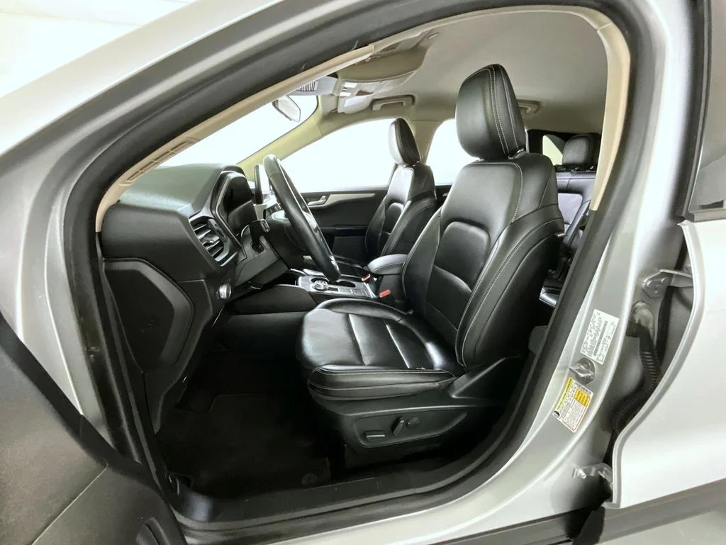 Used 2020 Silver Ford SEL image 10
